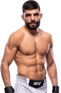 Amir Albazi, combattant MMA